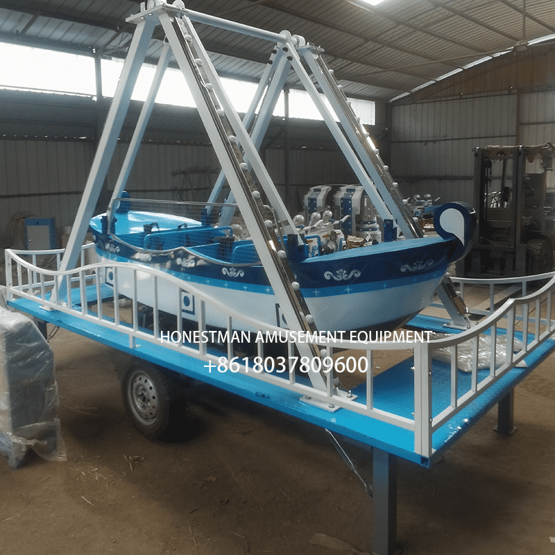 Trailer pirate ship ride