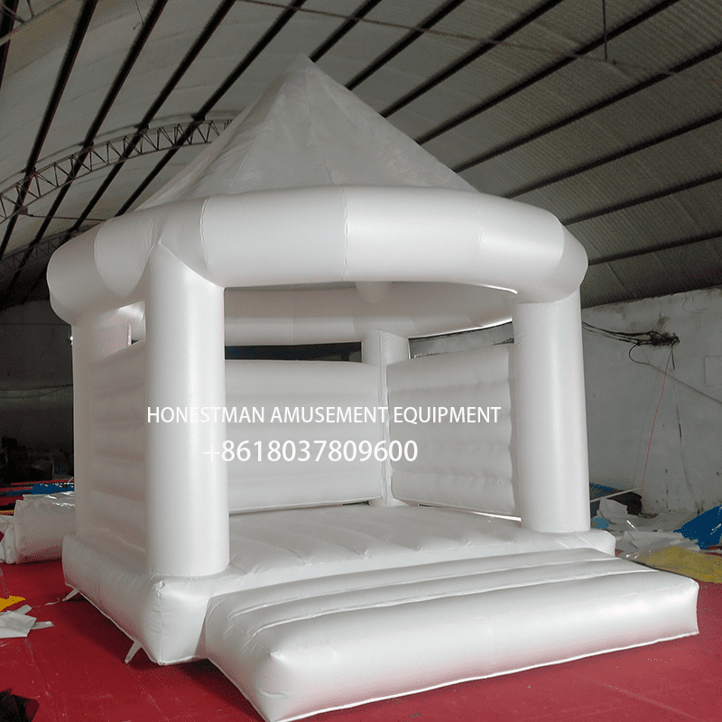 bouncy house white