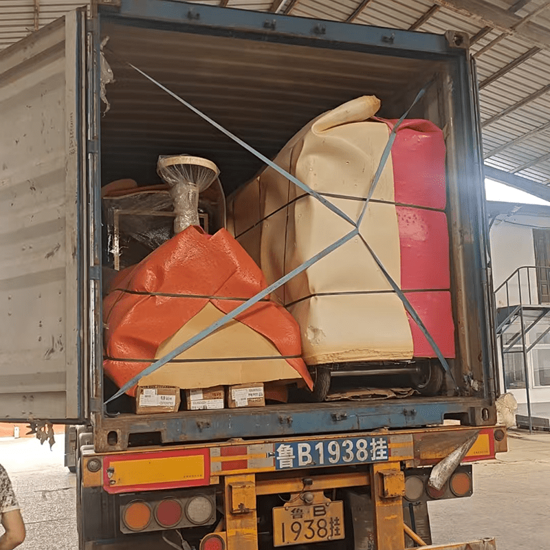 Customized trackless train