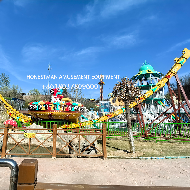 Amusement park games flying UFO rides Amusement park games flying UFO rides